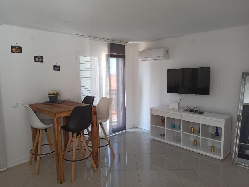 Apartman Stella Рованьска Екстер'єр фото