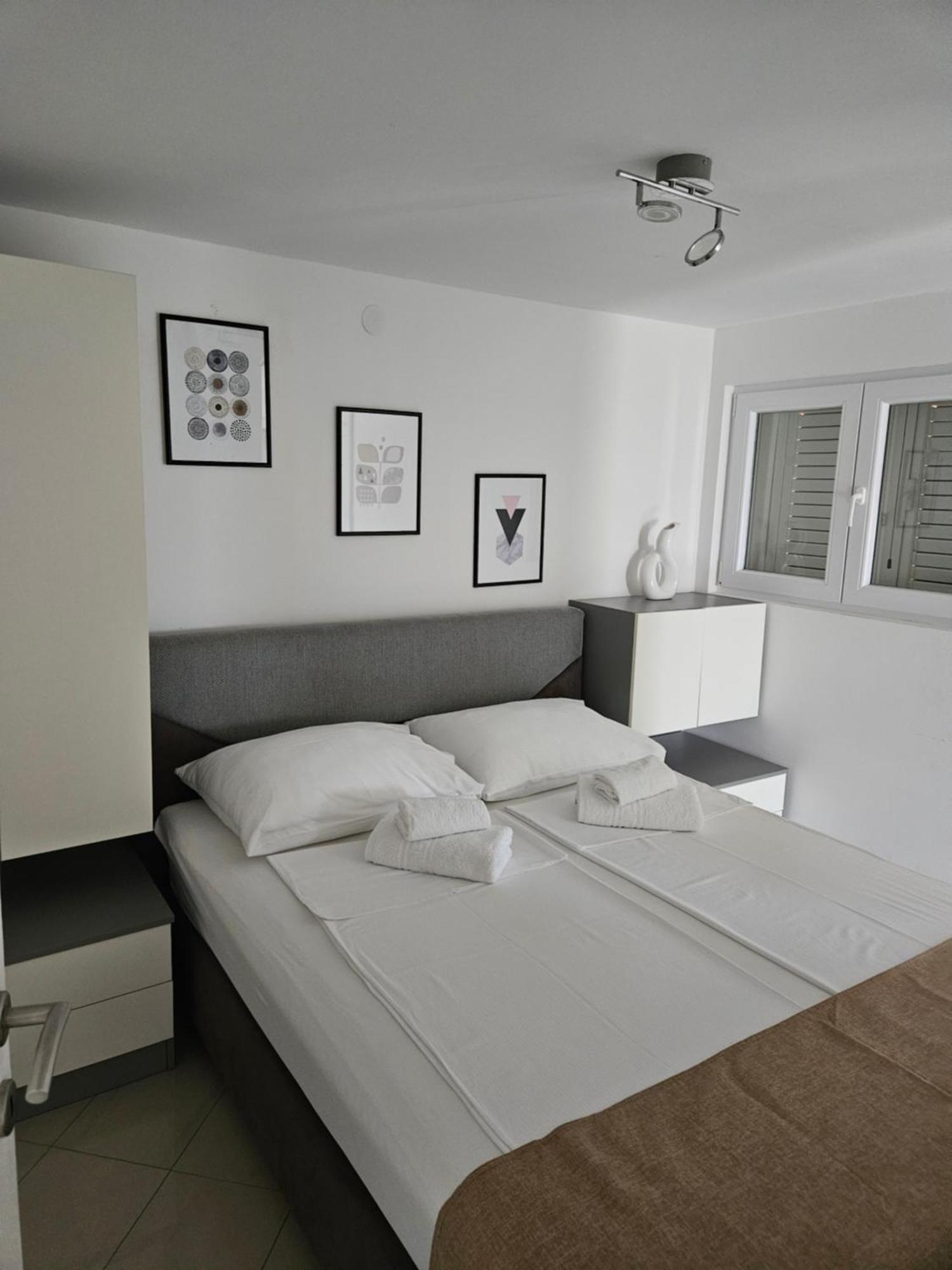 Apartman Stella Рованьска Екстер'єр фото